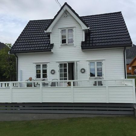 Utsiktsperle Pa Reine I Lofoten Bagian luar foto