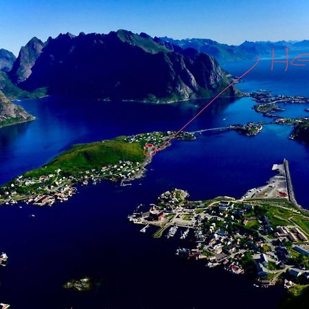 Utsiktsperle Pa Reine I Lofoten Bagian luar foto